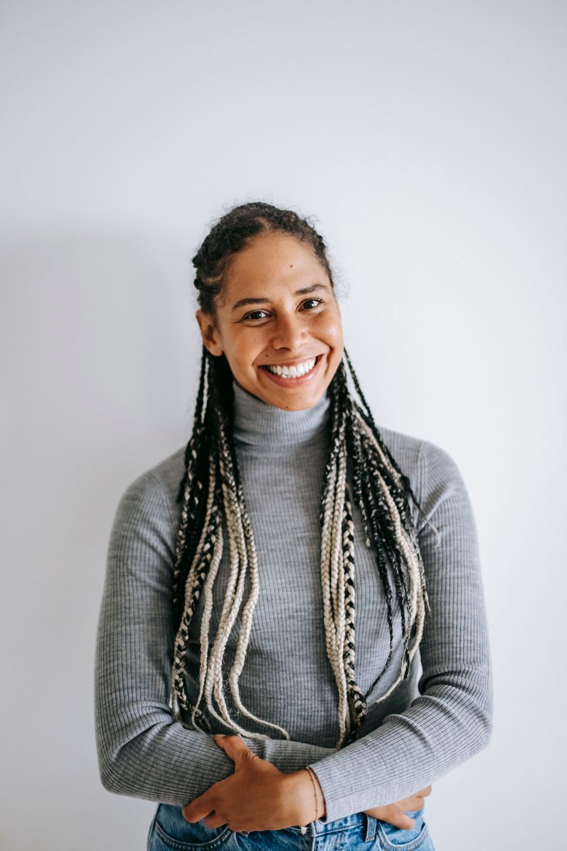 Elise Koch, stylist.